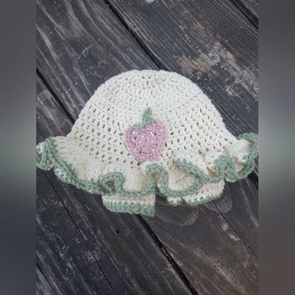 Strawberries and cream bucket hat